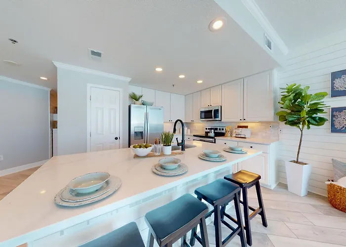 Gulf-front With Hot Tub Sauna Indoor Pool & Access - Near Dining